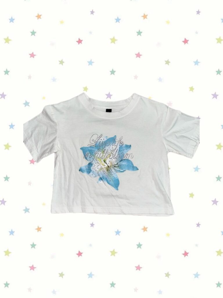 เสื้อครอปสกรีนดอกไม้