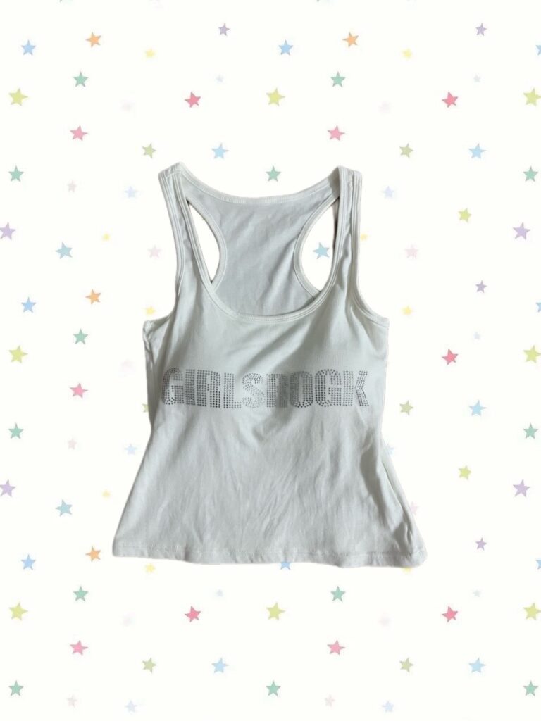 เสื้อกล้ามขาวปักเพชร